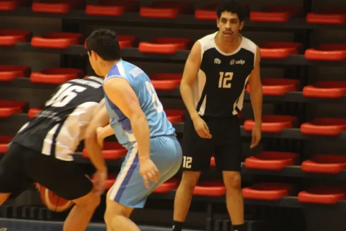 Basquet Masculino vs UDP (2)