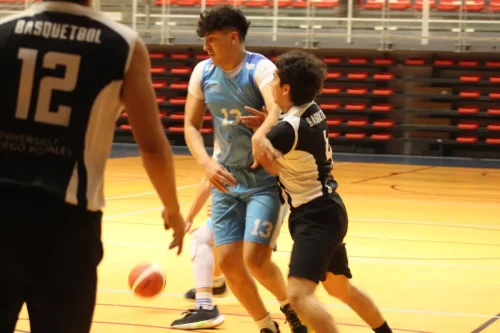 Basquet Masculino vs UDP (20)