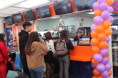 Apertura del local XS Market en Rondizzoni II