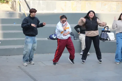 Random Dance