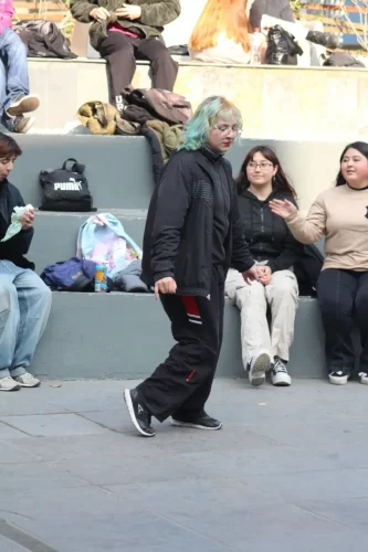 Random Dance