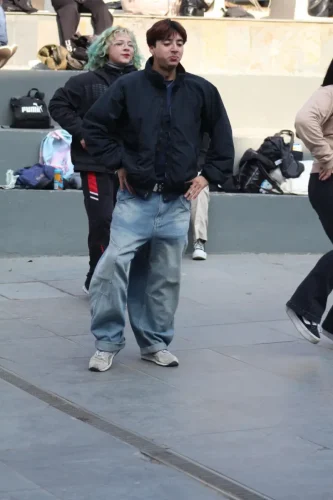 Random Dance