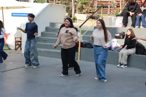 Random Dance