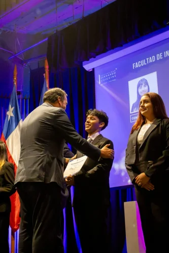Reconocimiento al Mérito Académico 2025
