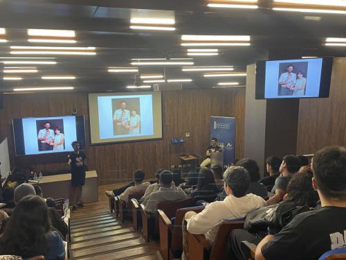 Charla con “JUANRO””